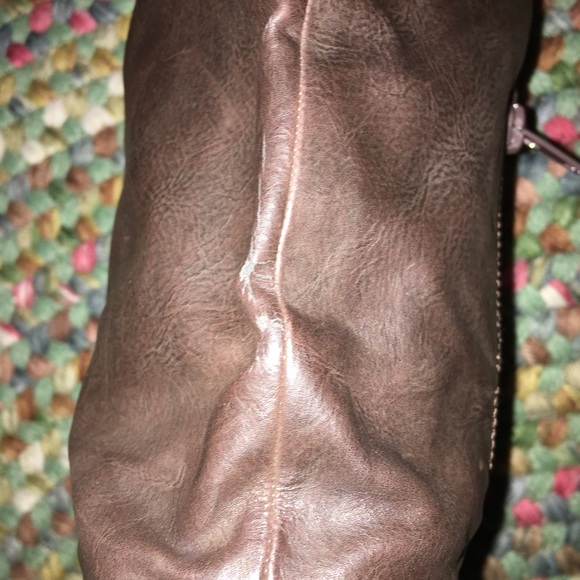 Over-the-knee Boots - Picture 5 of 6